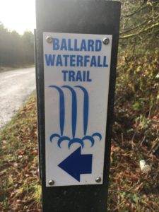 Ballard waterfall, sign posting that you can keep in your mind